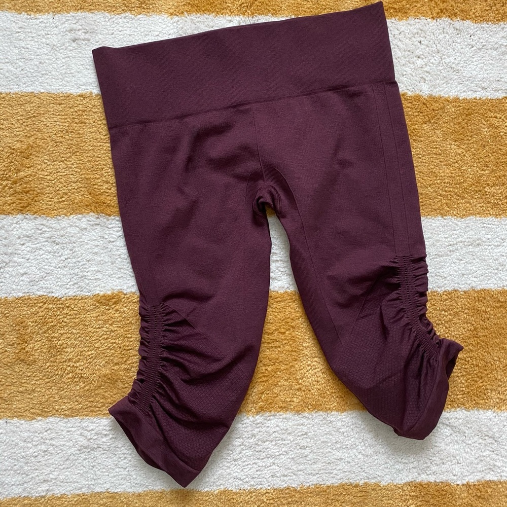 Lululemon In the Flow Crop